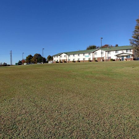 Americas Best Value Inn & Suites Cassville Roaring River Extérieur photo